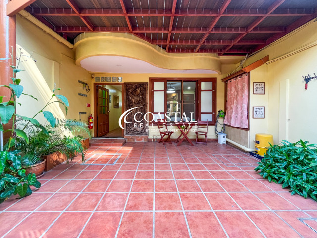 อสังหาริมทรัพย์เชิงพาณิชย์สำหรับขายที่พระตำหนัก