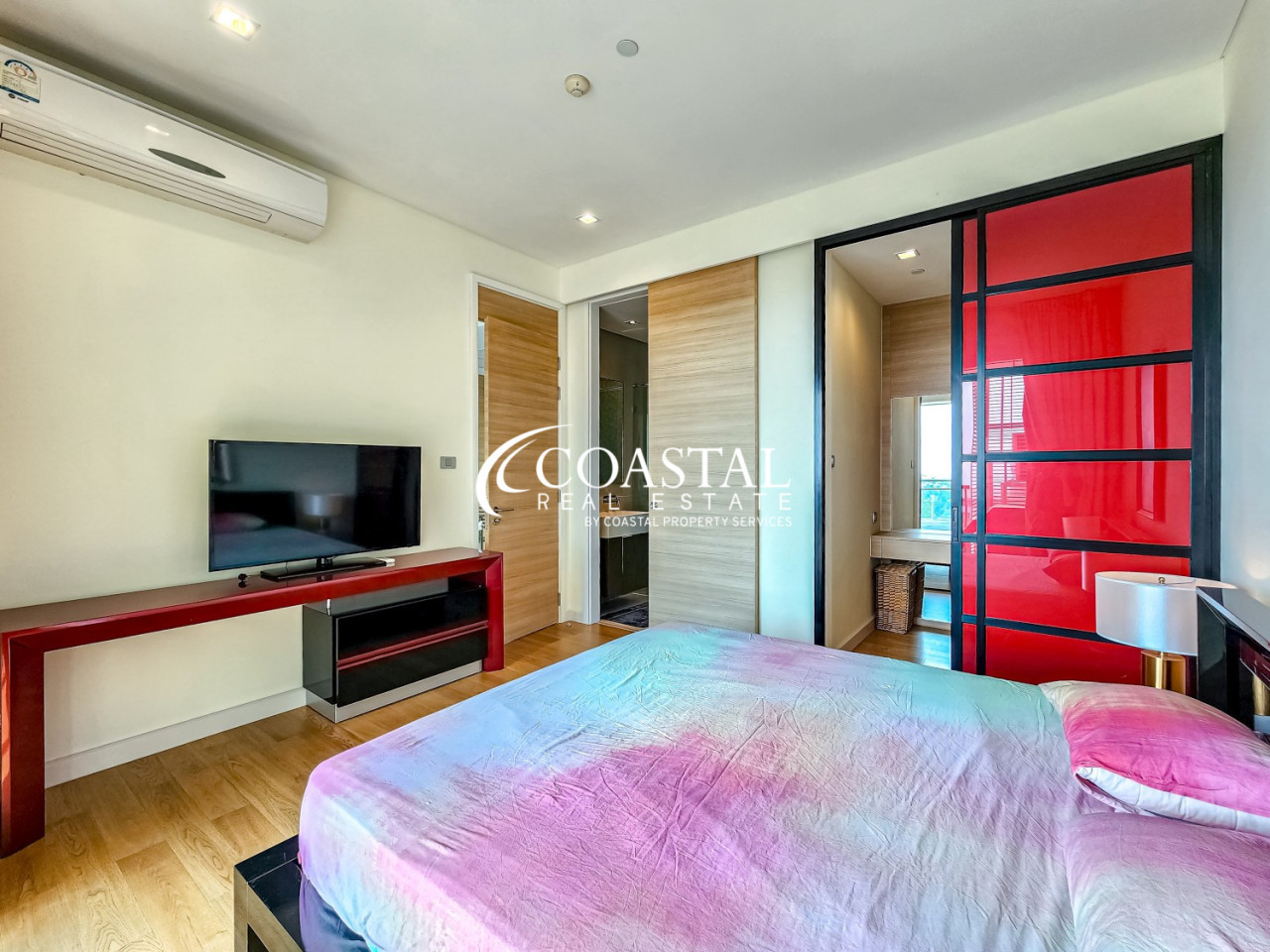 คอนโดสำหรับขายหรือเช่าที่จอมเทียน