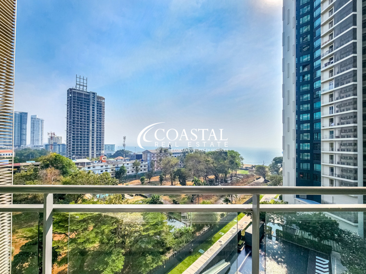 คอนโดสำหรับขายหรือเช่าที่จอมเทียน