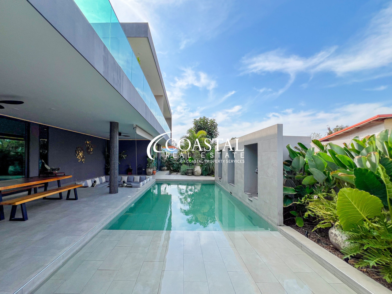 House For Sale Mabprachan/Pong