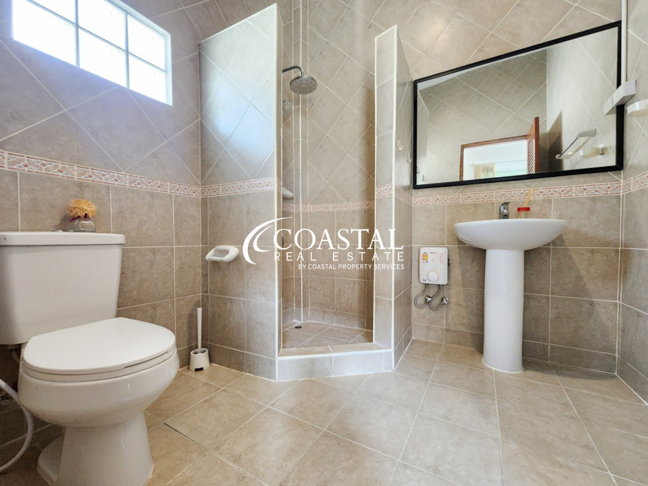 House For Sale And Rent Mabprachan/Pong