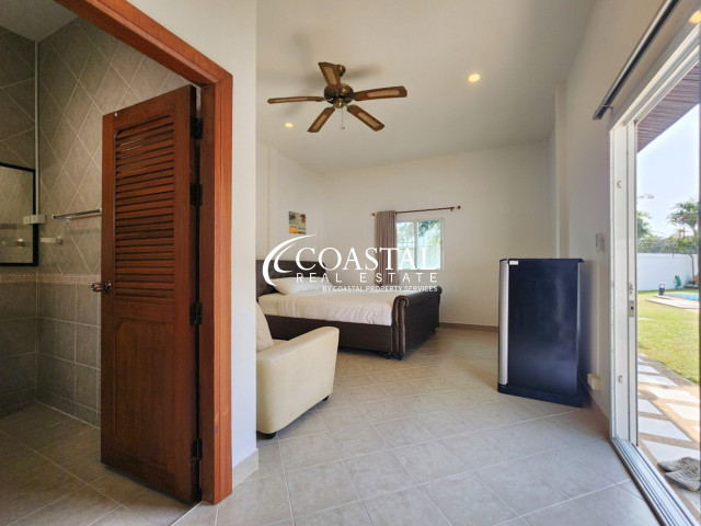 House For Sale And Rent Mabprachan/Pong