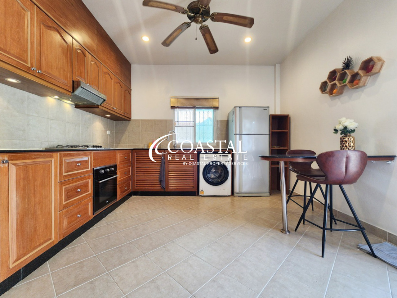 House For Sale And Rent Mabprachan/Pong