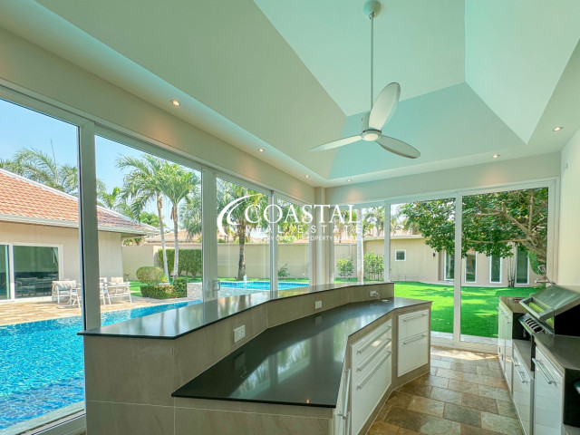 House For Sale And Rent Mabprachan/Pong