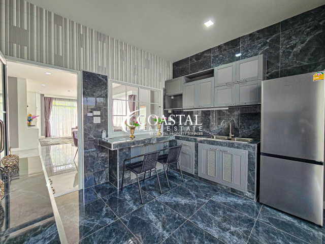 House For Sale Mabprachan/Pong