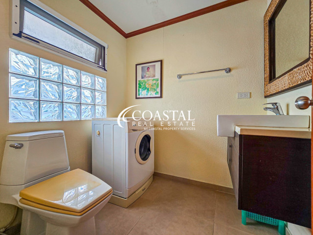 Townhouse For Sale Pratumnak