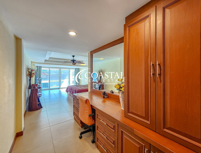 Townhouse For Sale Pratumnak