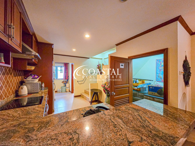 Townhouse For Sale Pratumnak