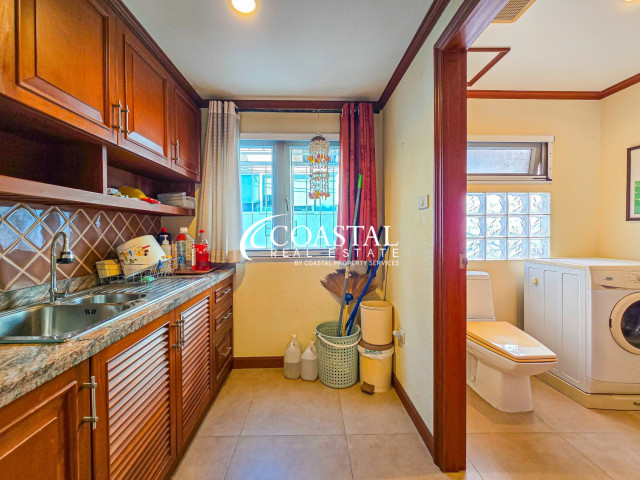 Townhouse For Sale Pratumnak