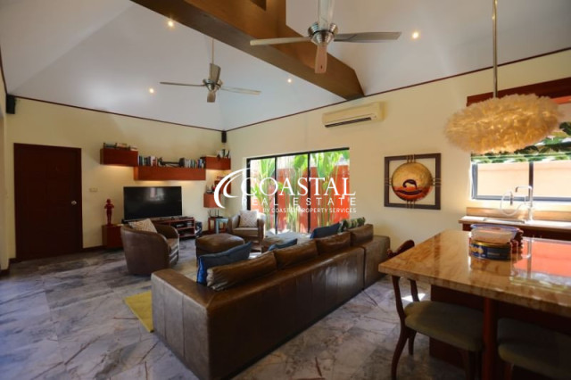 บ้านสำหรับขายที่จอมเทียน