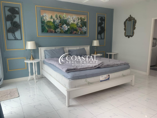 ทาวน์เฮ้าส์สำหรับขายหรือเช่าที่พระตำหนัก