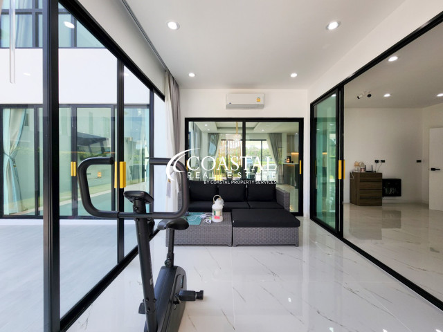 House For Sale Mabprachan/Pong