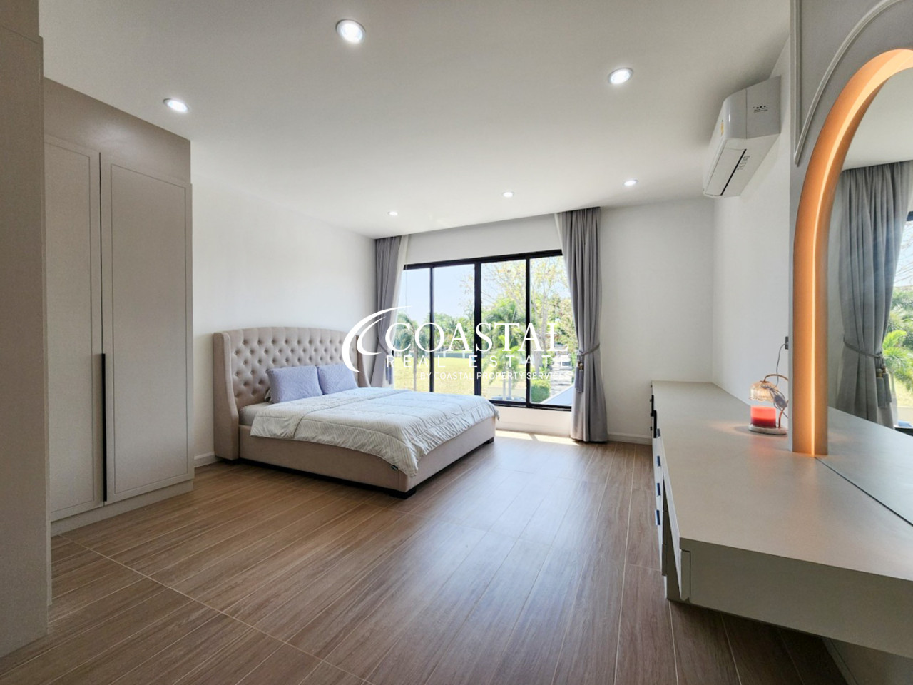 House For Sale Mabprachan/Pong