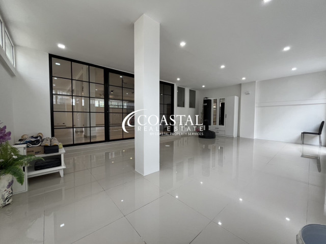 Townhouse For Rent Central Pattaya