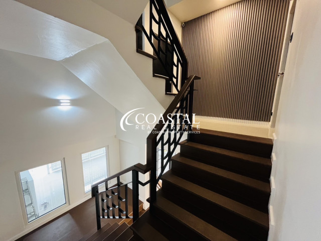 Townhouse For Rent Central Pattaya