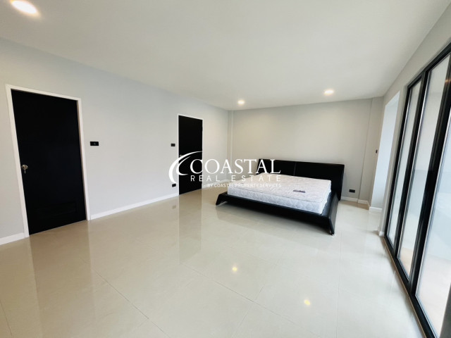 Townhouse For Rent Central Pattaya