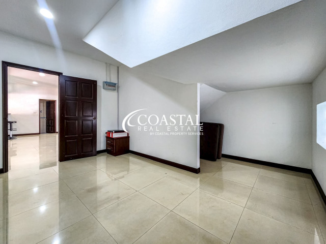 House For Rent Mabprachan/Pong