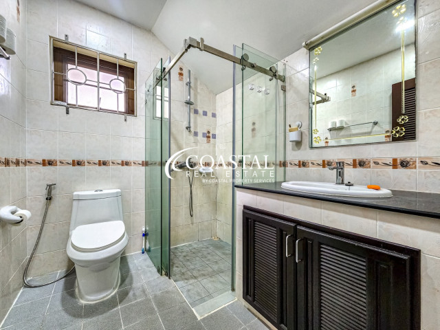 House For Rent Mabprachan/Pong