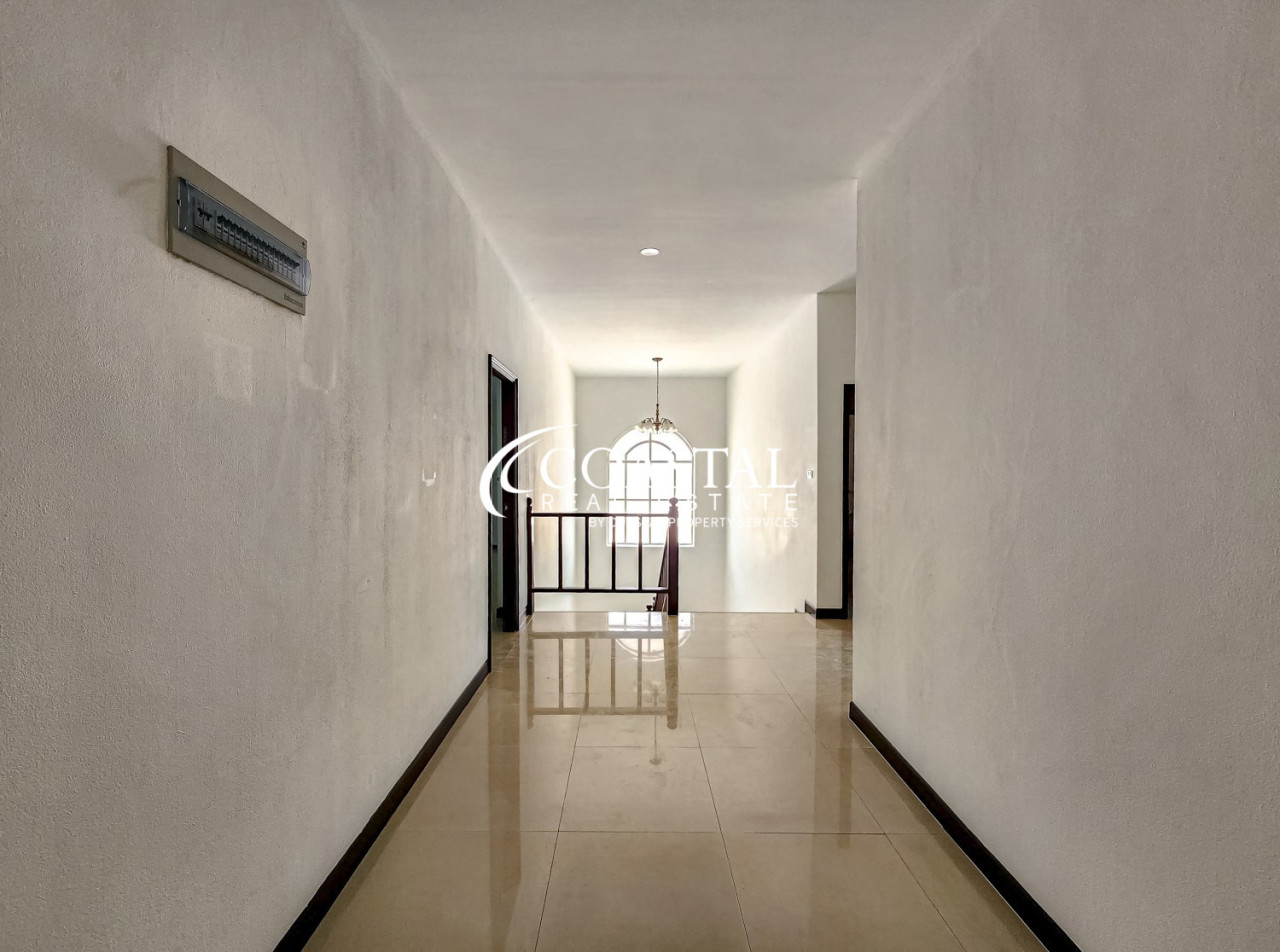House For Rent Mabprachan/Pong