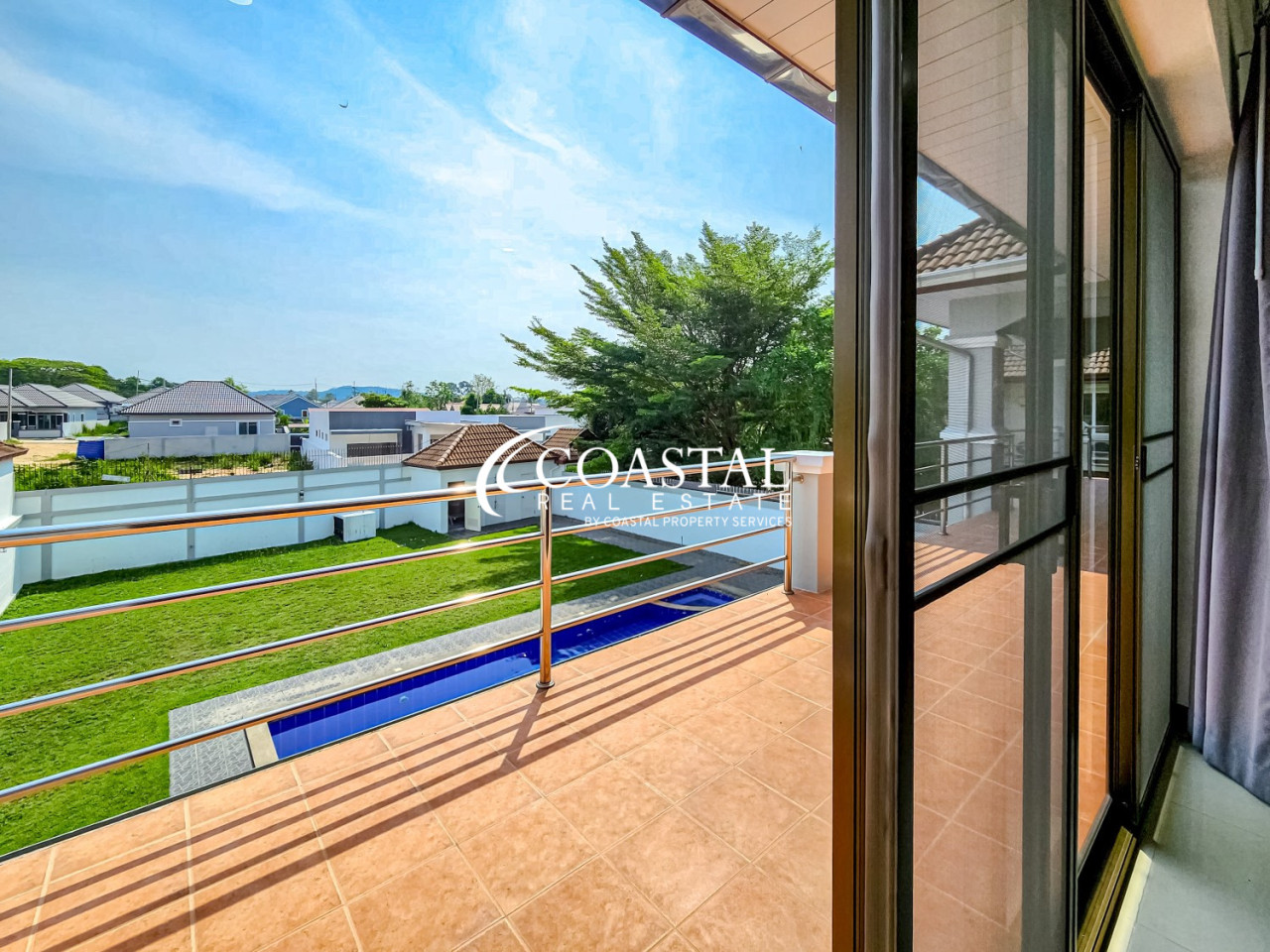 House For Rent Mabprachan/Pong