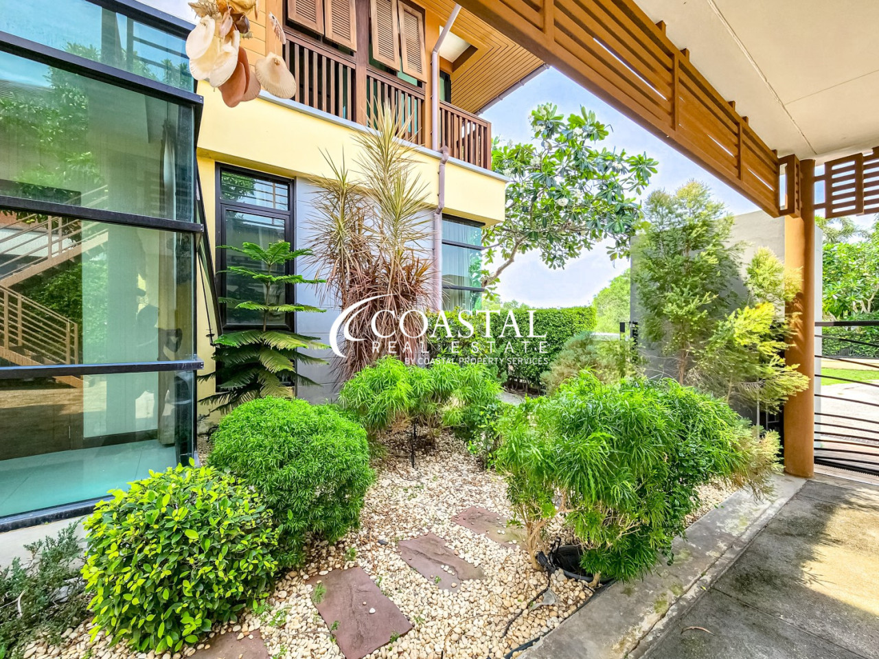 House For Sale And Rent Mabprachan/Pong