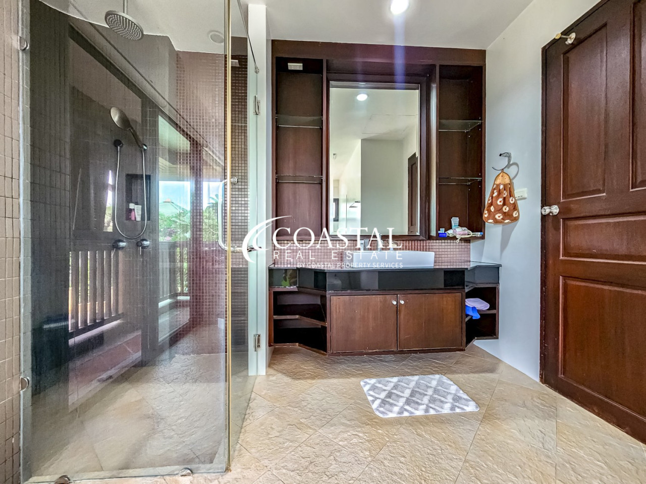 House For Sale And Rent Mabprachan/Pong