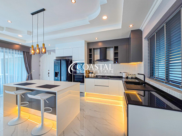 House For Sale Mabprachan/Pong