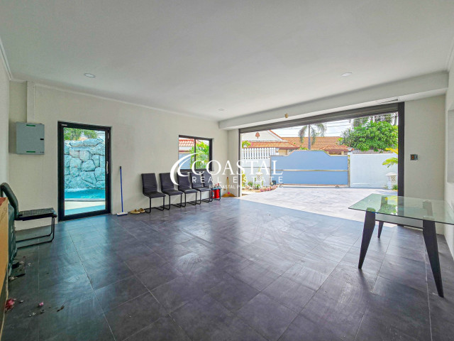 House For Sale Mabprachan/Pong