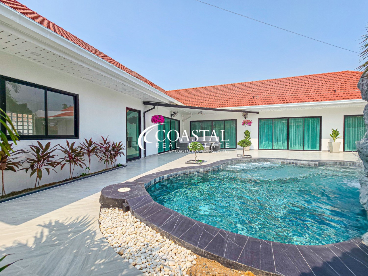 House For Sale Mabprachan/Pong