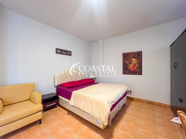 Townhouse For Sale South Pattaya