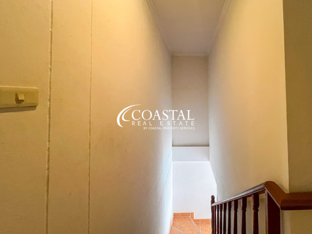 Townhouse For Sale South Pattaya