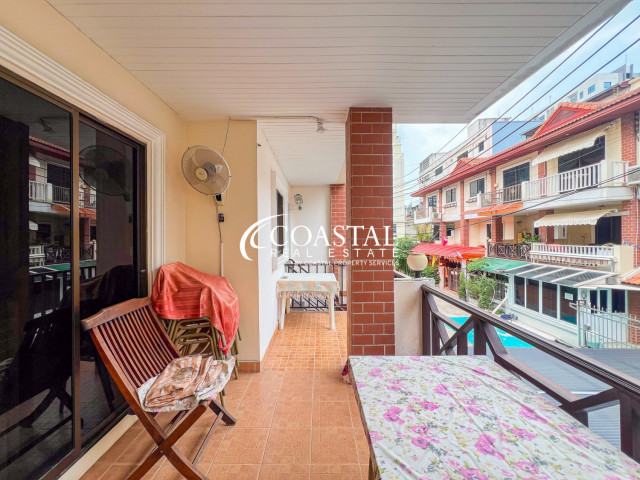 Townhouse For Sale South Pattaya