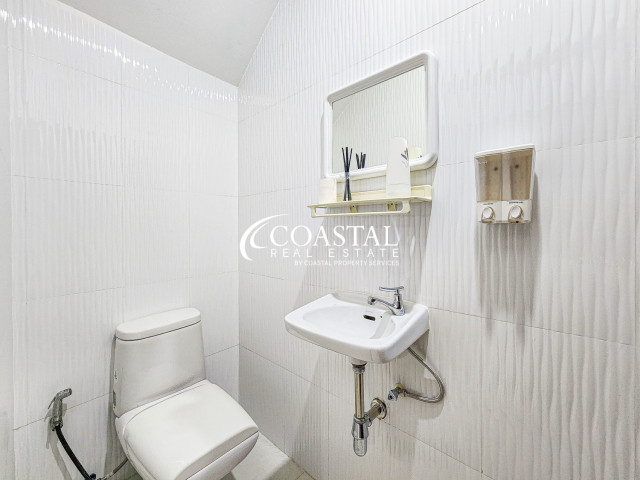 Townhouse For Sale Pratumnak