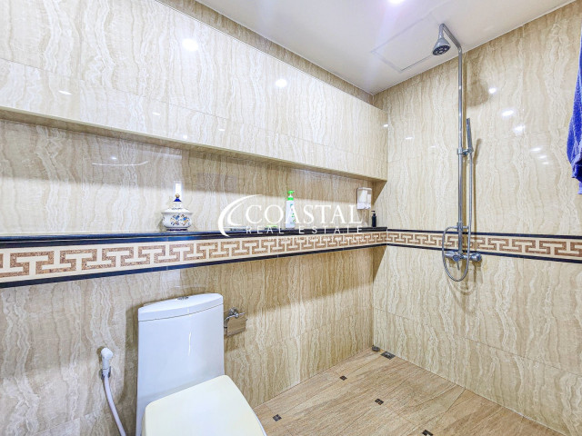 Townhouse For Sale Pratumnak