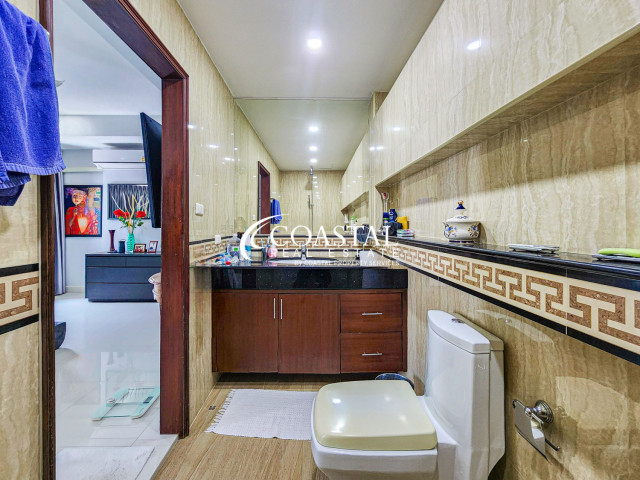 Townhouse For Sale Pratumnak