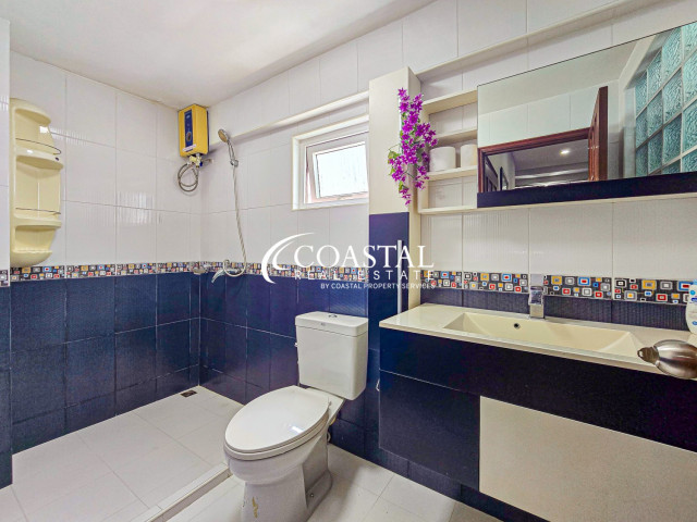 Townhouse For Sale Pratumnak