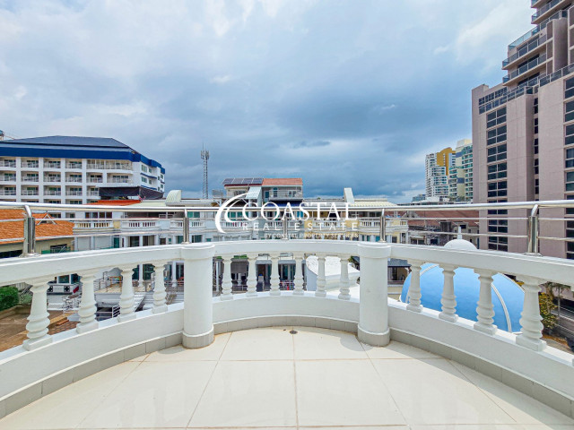 Townhouse For Sale Pratumnak