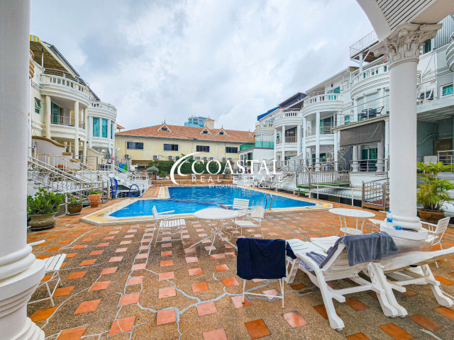 Townhouse For Sale Pratumnak