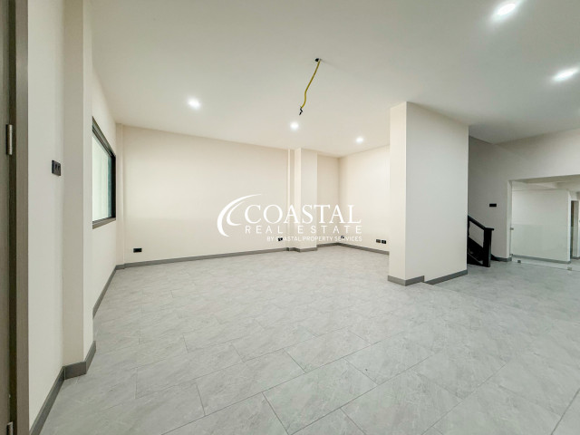 Townhouse For Sale Central Pattaya