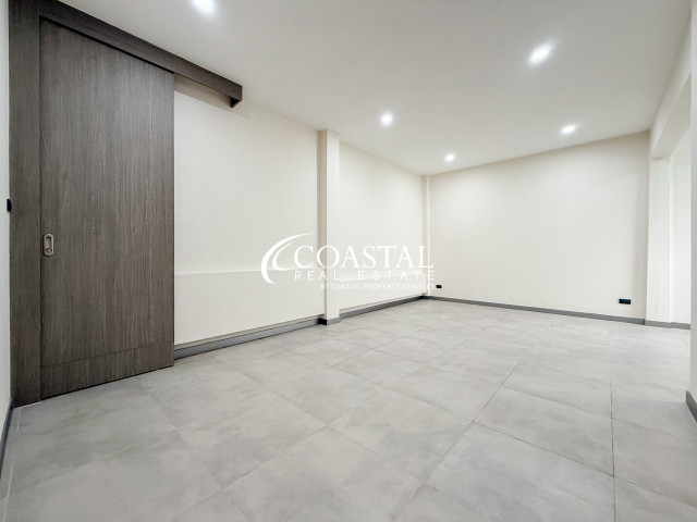 Townhouse For Sale Central Pattaya