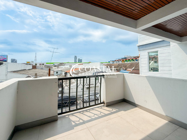 Townhouse For Sale Central Pattaya