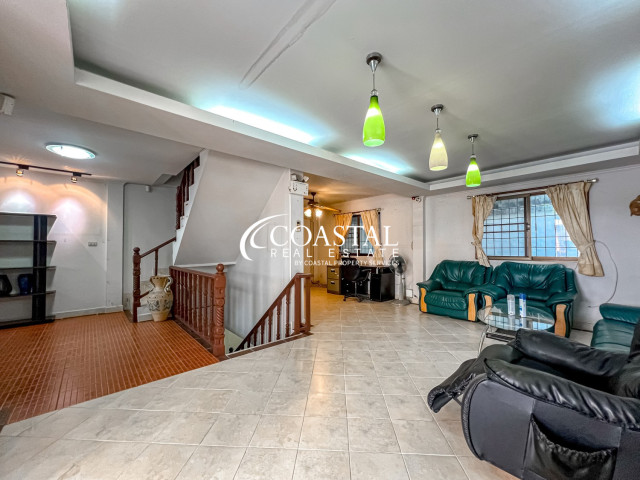 ทาวน์เฮ้าส์สำหรับขายที่พัทยาใต้