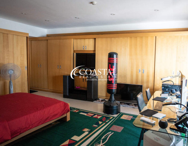 Condo For Sale Pratumnak