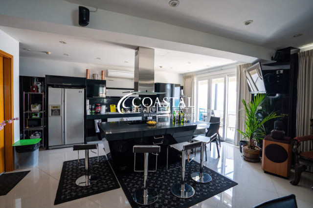 Condo For Sale Pratumnak
