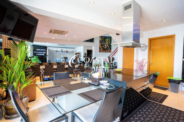 Condo For Sale Pratumnak