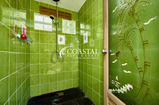 House For Sale Mabprachan/Pong