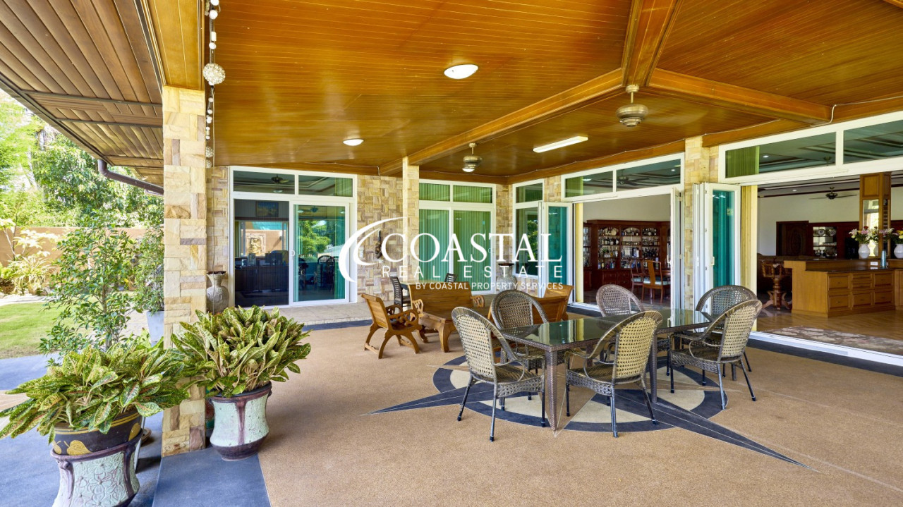 House For Sale Mabprachan/Pong