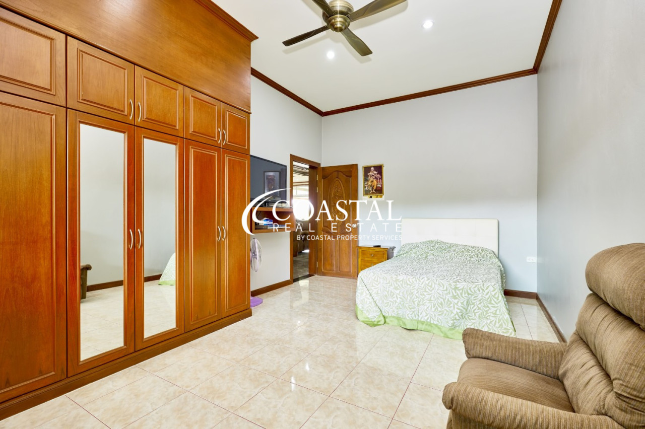 House For Sale Mabprachan/Pong