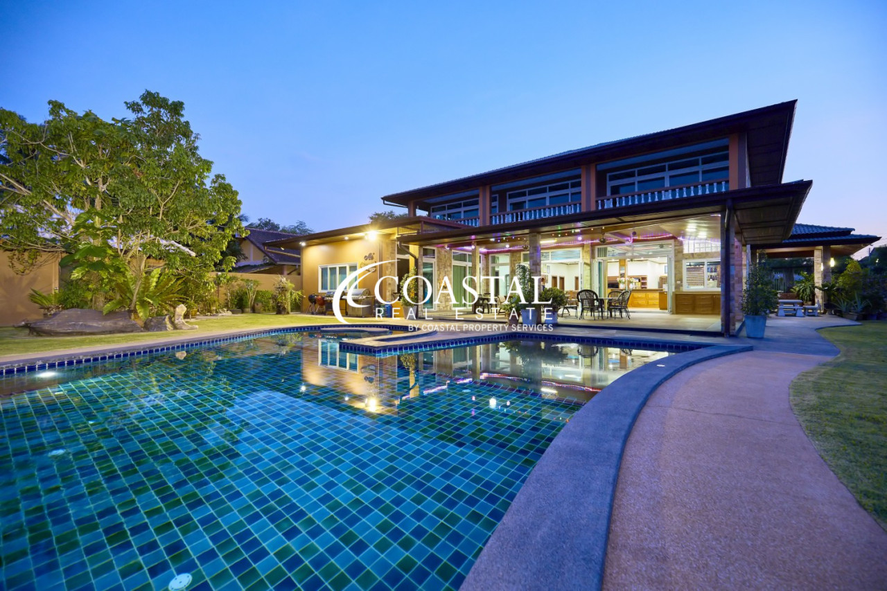 House For Sale Mabprachan/Pong