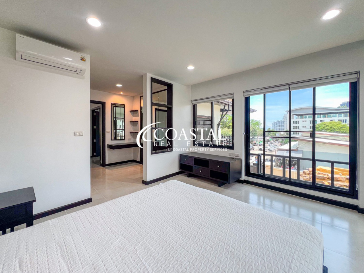 House For Sale And Rent Pratumnak